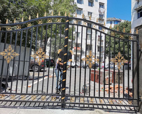 鐵藝大門?有哪些獨(dú)特的韻味？